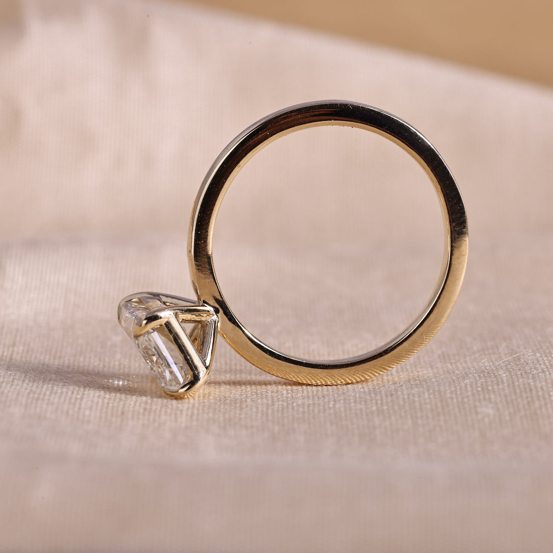 Radiant Cut Lab Grown Diamond Solitaire Engagement Ring with Claw Prongs – 14K Yellow Gold, 2.0 Carat
