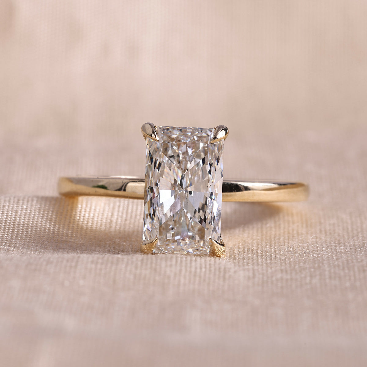 Radiant Cut Lab Grown Diamond Solitaire Engagement Ring with Claw Prongs – 14K Yellow Gold, 2.0 Carat