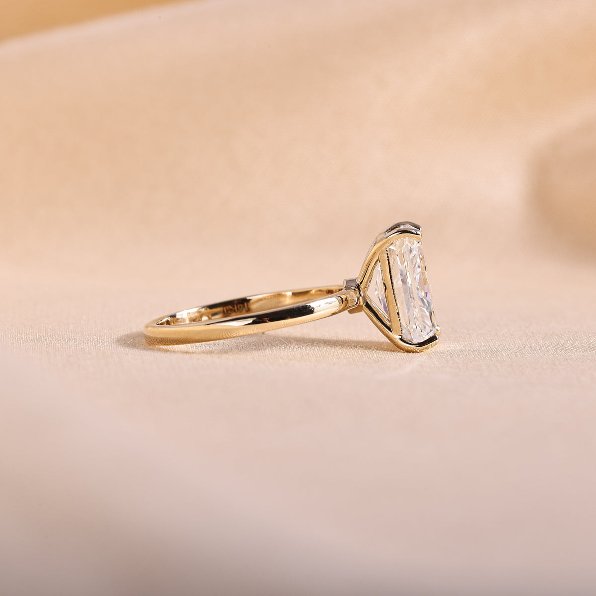 Radiant Cut Lab Grown Diamond Solitaire Engagement Ring – 14K Yellow Gold Classic Band, 3.08 Carat