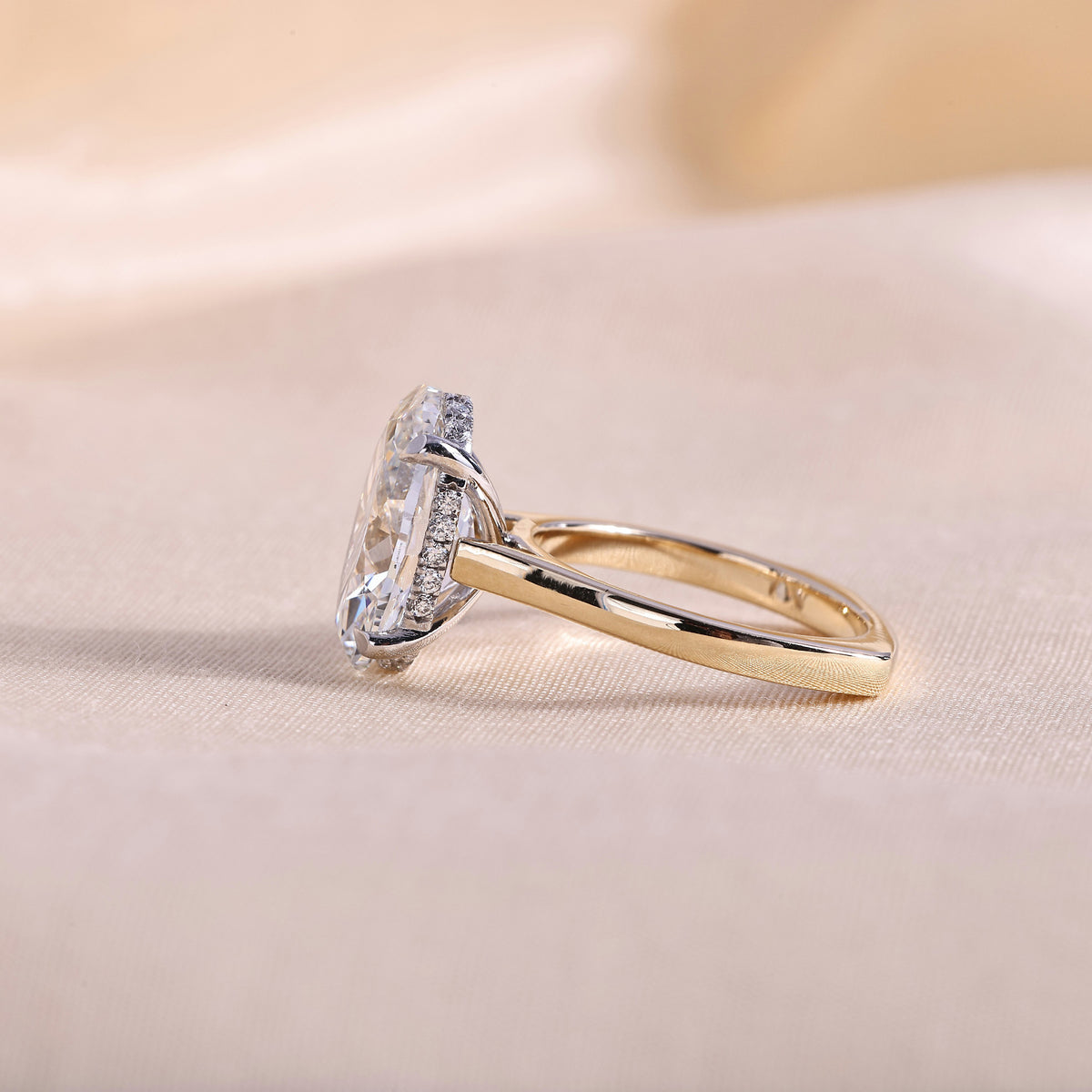 Oval Cut Lab Grown Diamond Engagement Ring – Two-Tone 14K Gold with Hidden Halo & Euro Shank